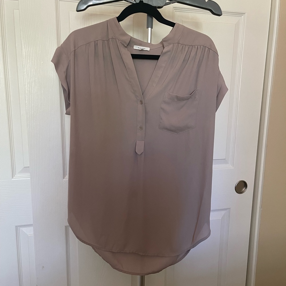 Pleione Sleeveless Blouse